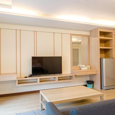 ธาราเลค Hotel กรุงเทพมหานคร ภายนอก รูปภาพ