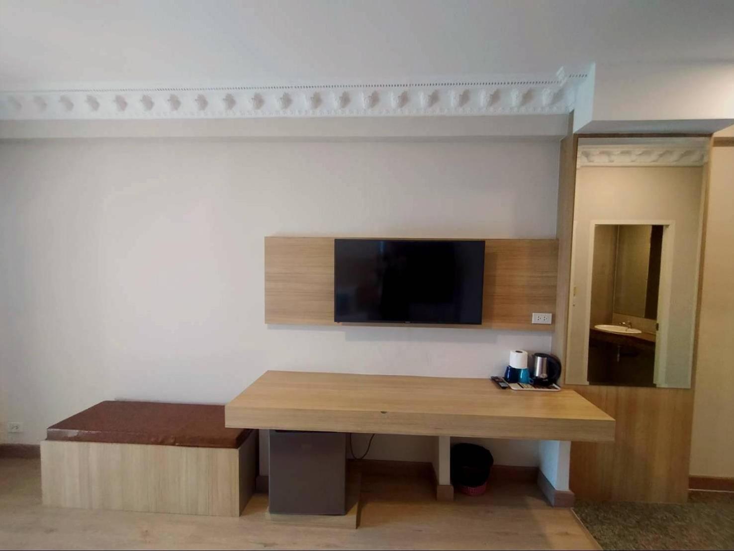 ธาราเลค Hotel กรุงเทพมหานคร ภายนอก รูปภาพ
