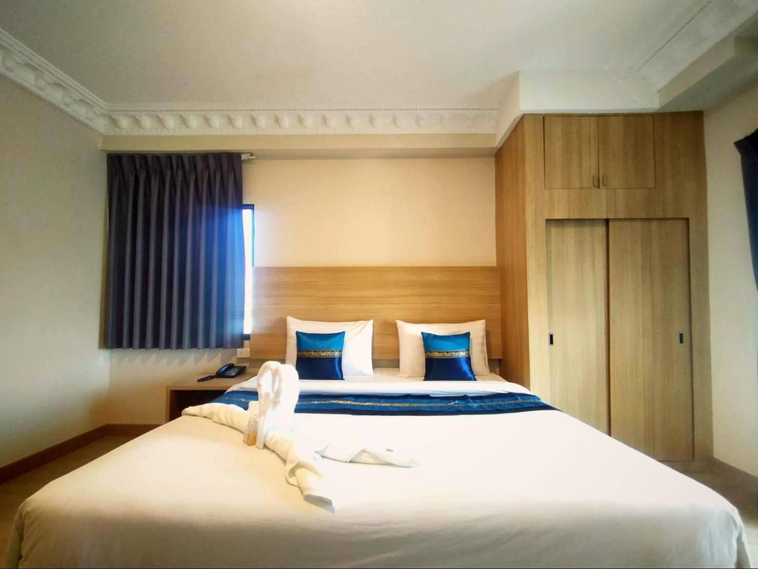 ธาราเลค Hotel กรุงเทพมหานคร ภายนอก รูปภาพ
